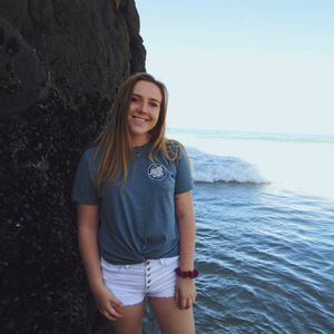 Meet your Posher, Liz